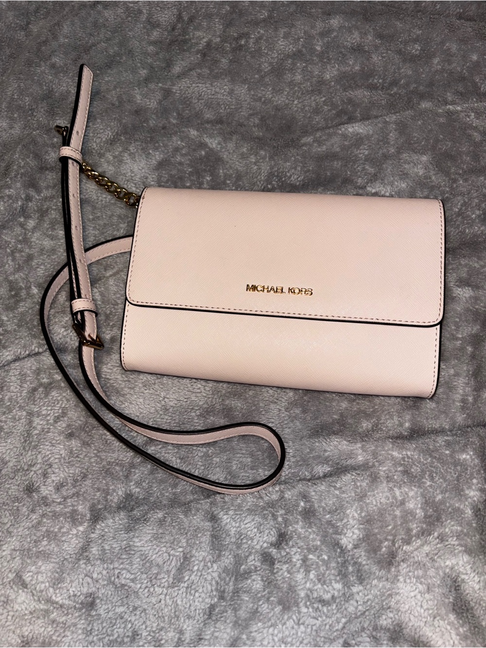 Michael Kors Blush Pink Saffiano Crossbody Wallet